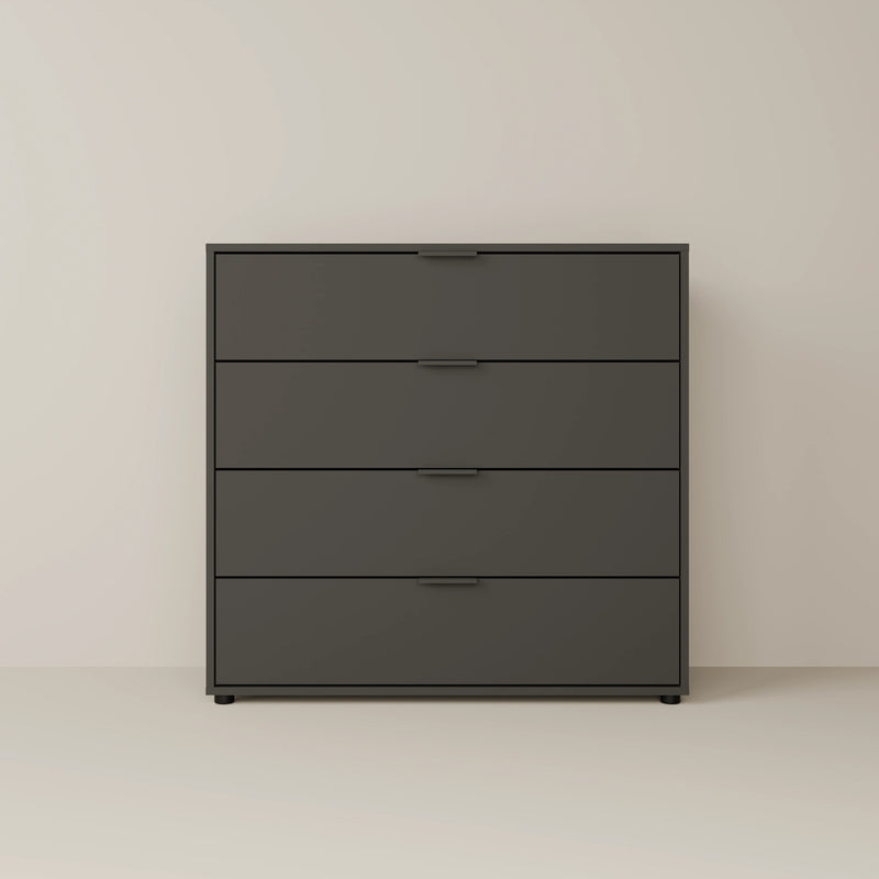 LIV 4 – Dresser